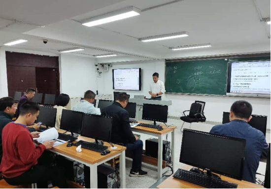 智能航海工程系扎实开展本科教育教学审核评估问题整改教研活动，深入推进教育智能化建设